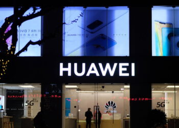 Huawei apresenta smartphone com IA que reconhece emoções!