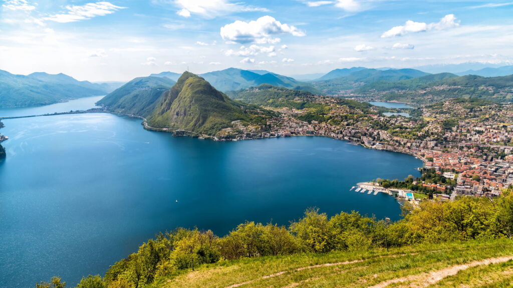 Essa cidade impressiona todos visitantes com sua beleza suíça