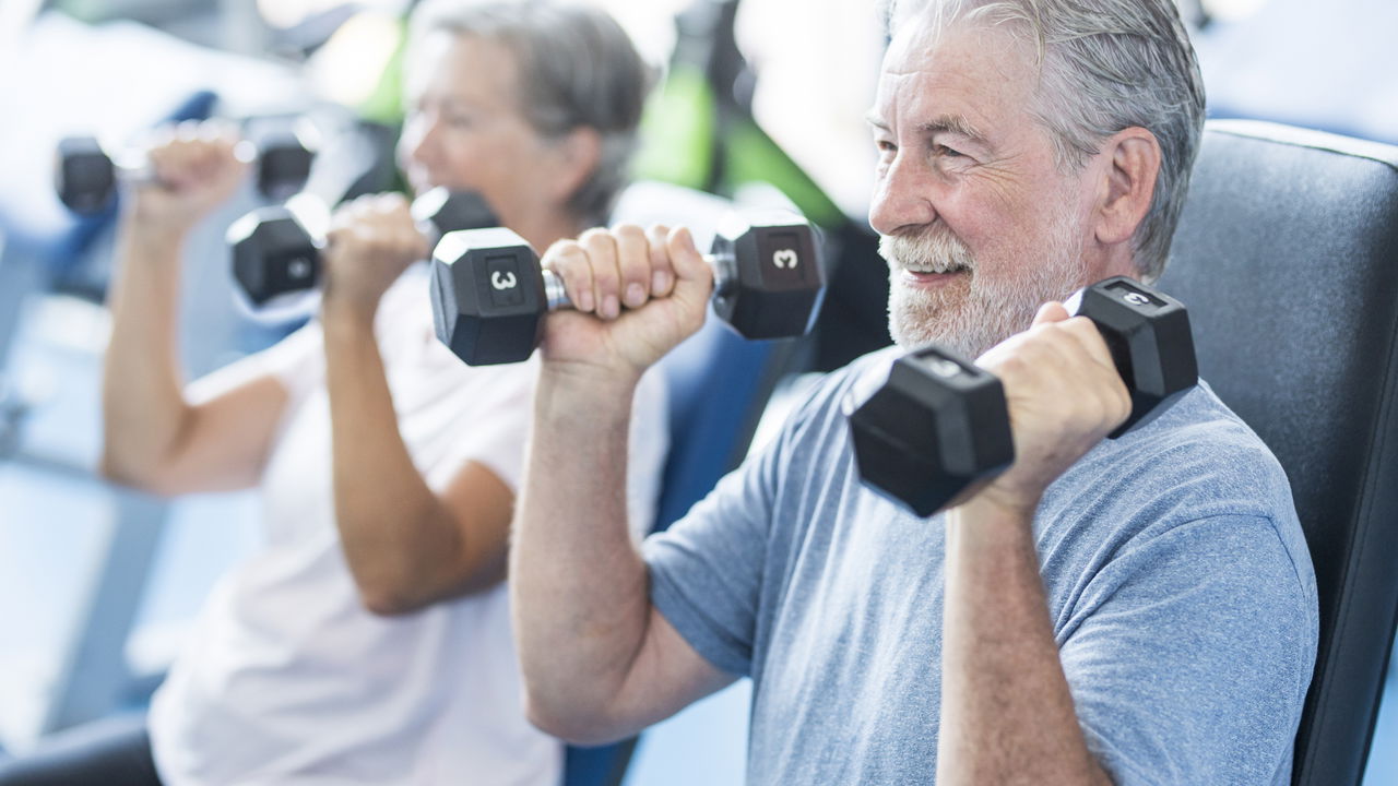 Conheça os benefícios do da musculação para idosos!