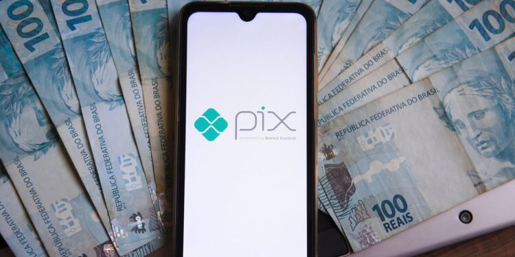Brasileiros já podem pagar com Pix nos EUA graças a novas fintechs! Confira