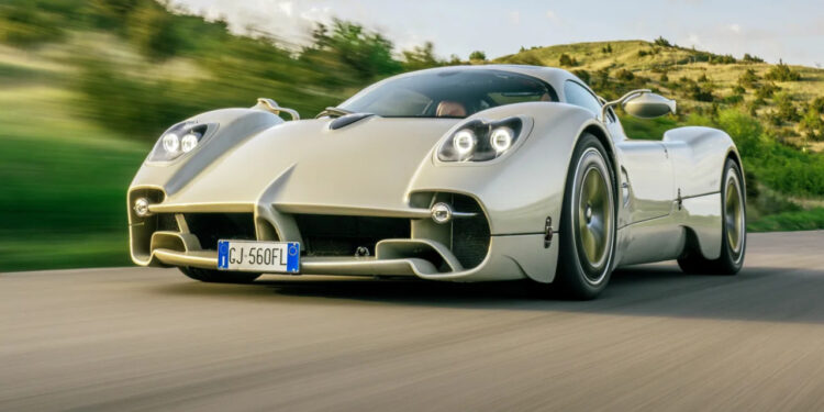 Pagani Utopia o hipercarro mais caro do Brasil em 2025