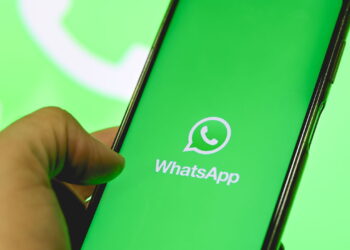 Como criminosos estão usando o selo de verificação para aplicar golpes no WhatsApp