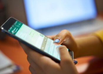 O fim da bagunça nos grupos? WhatsApp testa nova função de organização!
