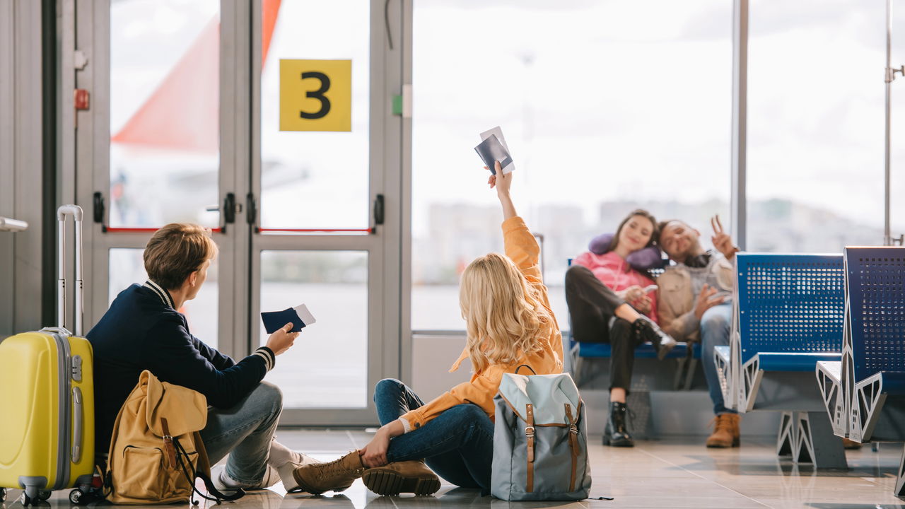 Passagens aéreas podem ficar mais baratas com essas estratégias simples