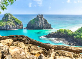 Essa praia escondida no Brasil encanta turistas do mundo todo