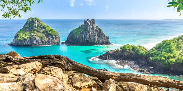 Essa praia escondida no Brasil encanta turistas do mundo todo