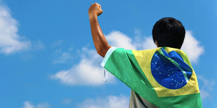 Brasileiro - Créditos: depositphotos.com / leungchopan