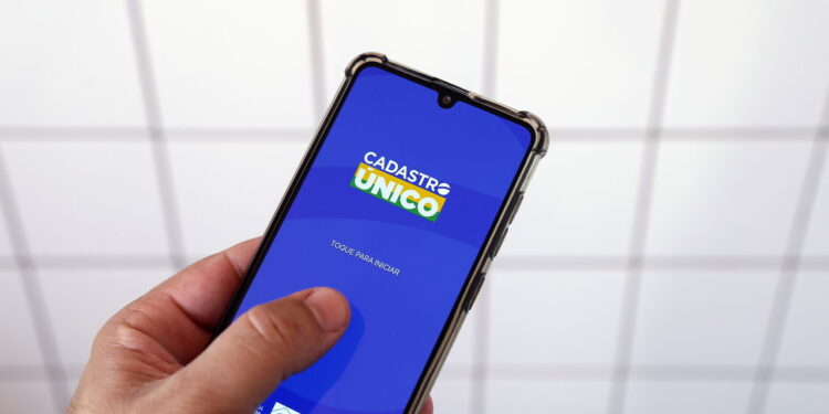 Novo CadÚnico vai mudar como você acessa benefícios sociais