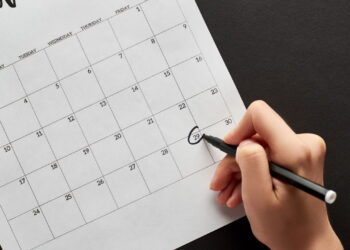 O mês mais esperado por quem ama feriado prolongado chegou