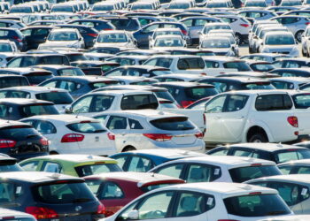 5 carros usados até R$ 25 mil que valem a pena em 2025