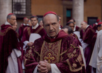 Conclave está disponível no streaming; saiba onde assistir