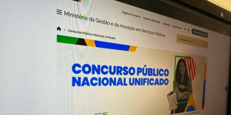 Sites falsos do CPNU se multiplicam e governo age