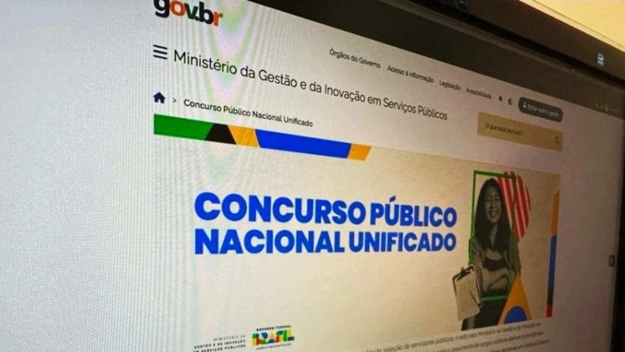 Sites falsos do CPNU se multiplicam e governo age