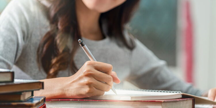 IFRJ abre inscrições para especialização gratuita em Práticas de Letramento