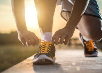 Como escolher o tênis de corrida perfeito e transformar seus treinos