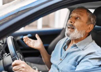 Idosos enfrentam novos desafios para renovar a CNH