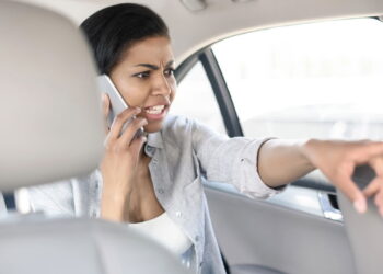 Projeto de lei analisa uso de câmeras em carros de aplicativo