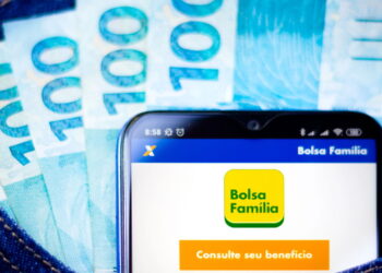 App Bolsa Familia e Cédulas Brasileiras - Créditos: depositphotos.com / rafapress