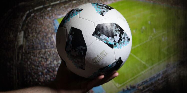 Bola de futebol - Créditos: depositphotos.com / zeferli@gmail.com