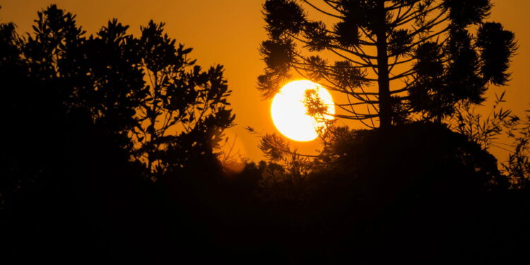 Pôr do sol no sul de Minas Gerais - Créditos: depositphotos.com / Junot