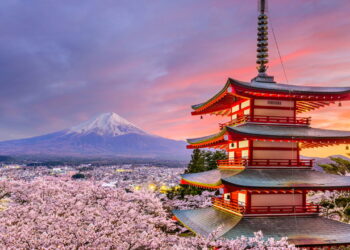 Cidade que impressiona todos os visitantes com a cultura japonesa