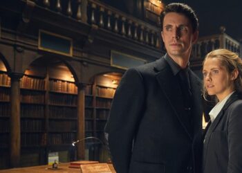 Um romance proibido entre bruxa e vampiro na Netflix