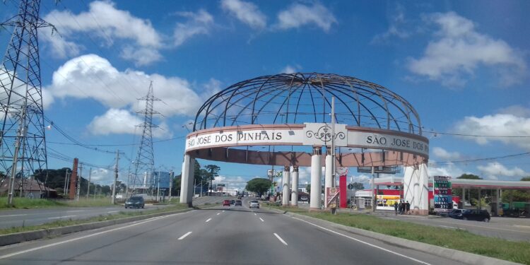 Essa cidade do Paraná virou referência econômica e ninguém te contou