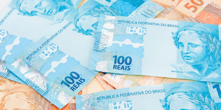 Esse programa está mudando a vida de quem vive endividado no Brasil