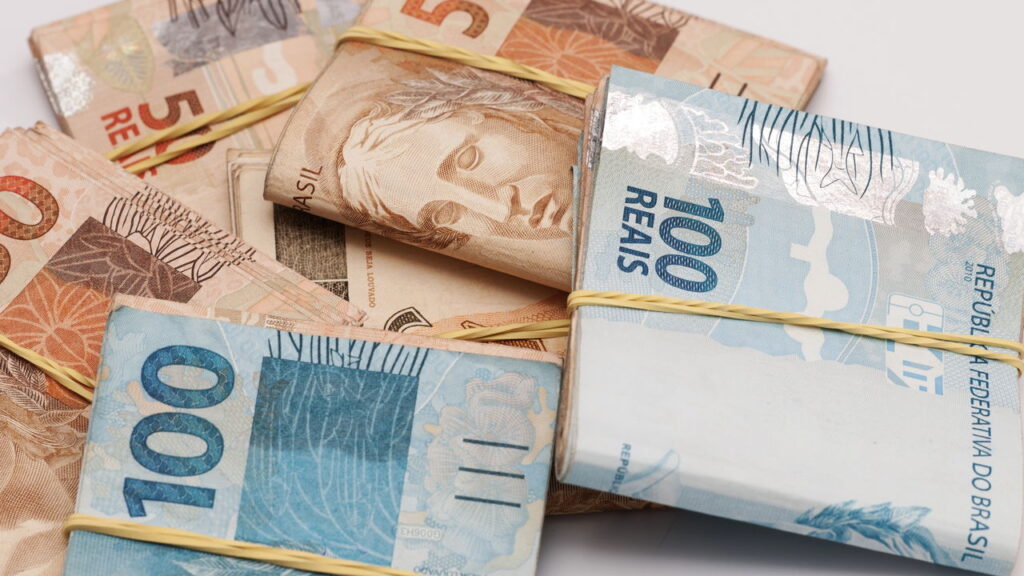 Esse programa está mudando a vida de quem vive endividado no Brasil