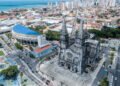 As duas cidades mais desejadas por viajantes em 2025 lado a lado