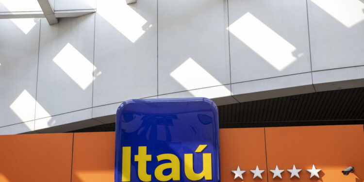 Itaú usa IA para oferecer atendimento personalizado e atrair mais empreendedores!