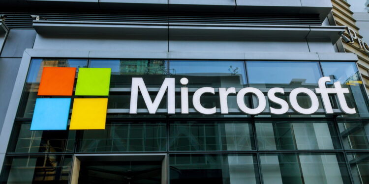O que a Microsoft fez para superar a Apple e brigar pelo posto de mais valiosa! Entenda