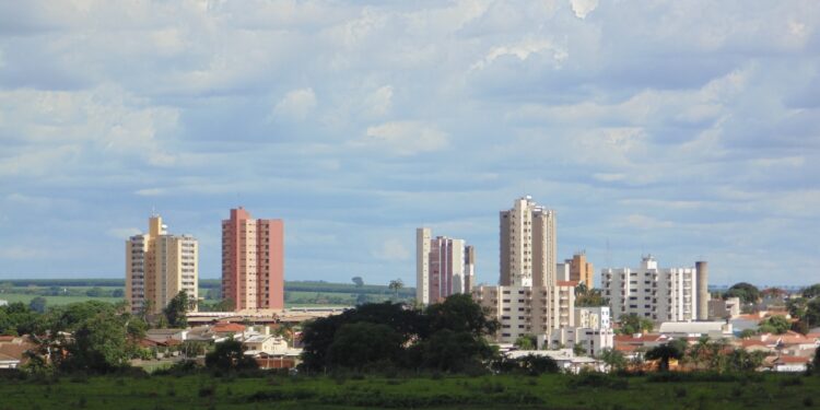 Cidade turística de SP recebe obra que promete revolucionar o Brasil