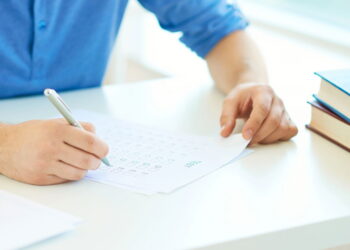 Concurso público TJ RS 2025 oferta vagas com salários até R$ 9.2 mil!
