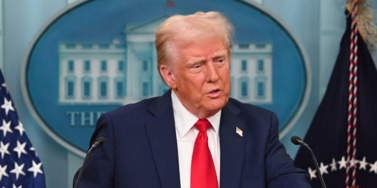 Empresa de cripto ligada a Trump é escolhida para acordo de US$ 2 bilhões