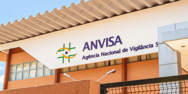 Anvisa alerta sobre golpe com falsas cobranças