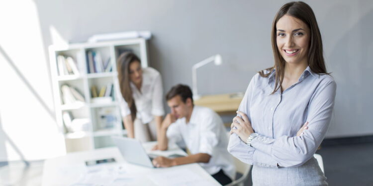 Transforme sua carreira com esse curso de Auxiliar Administrativo
