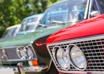 Carros raros e históricos invadem Barra Mansa neste fim de semana