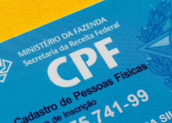 Cartão CPF - Créditos: depositphotos.com / rafapress