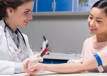 Curso gratuito do Estratégia MED prepara para o Enamed 2025