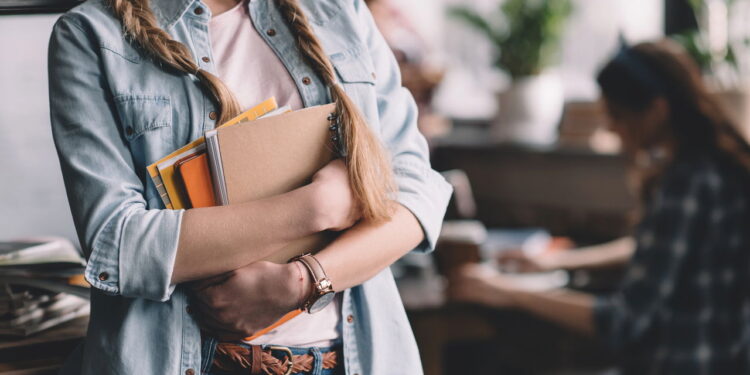 Amplie sua visão de mundo com os cursos de Sociologia do MEC