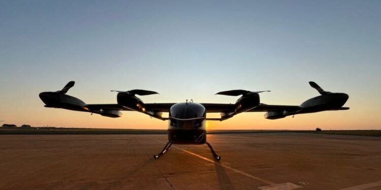 Embraer apresenta carro voador elétrico com estreia prevista para 2026