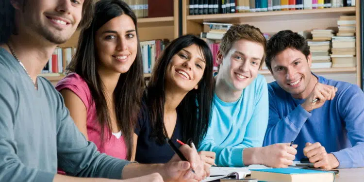 IFC abre vagas para graduação gratuita com início em 2026