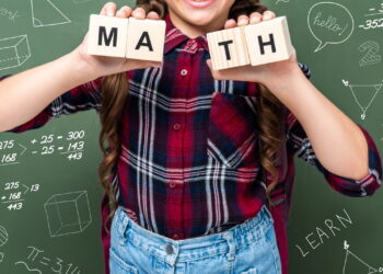 O método mais eficaz para aprender matemática sem sair de casa