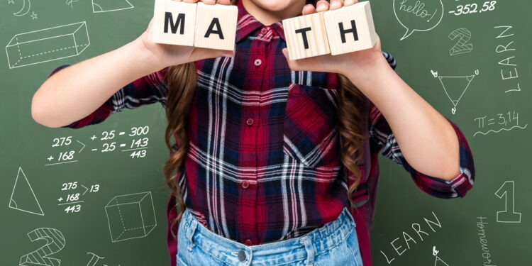 O método mais eficaz para aprender matemática sem sair de casa