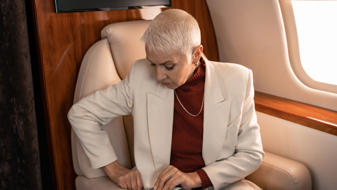 Assento mais seguro no avião? Veja o que dizem os estudos