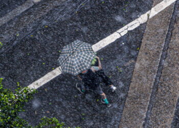 Sol chuva e alertas meteorológicos marcam o dia em São Paulo