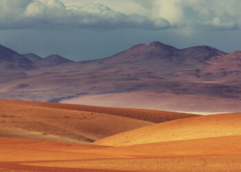 Essa travessia entre Chile e Bolívia esconde paisagens inacreditáveis
