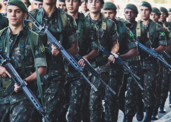 Concurso Exército oferta 231 vagas e salário de R$ 8.245,00! Inscrições até junho