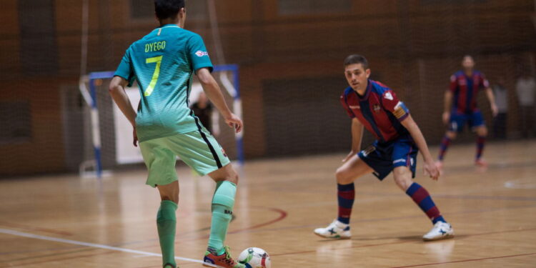 Quer jogar futsal? Dicas essenciais para começar no esporte!